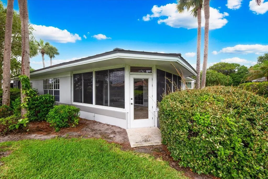 7338 Pine Creek Way Port St Lucie FL 34986