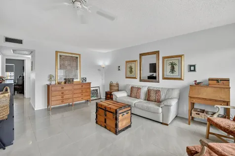 4024 Guildford E Boca Raton FL 33434