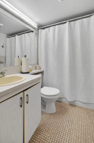 4024 Guildford E Boca Raton FL 33434