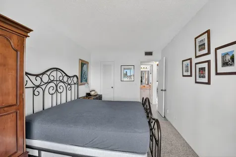 4024 Guildford E Boca Raton FL 33434