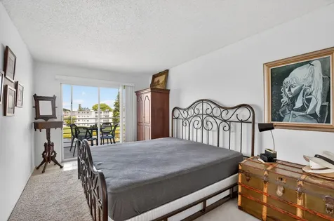 4024 Guildford E Boca Raton FL 33434