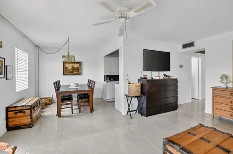 4024 Guildford E Boca Raton FL 33434