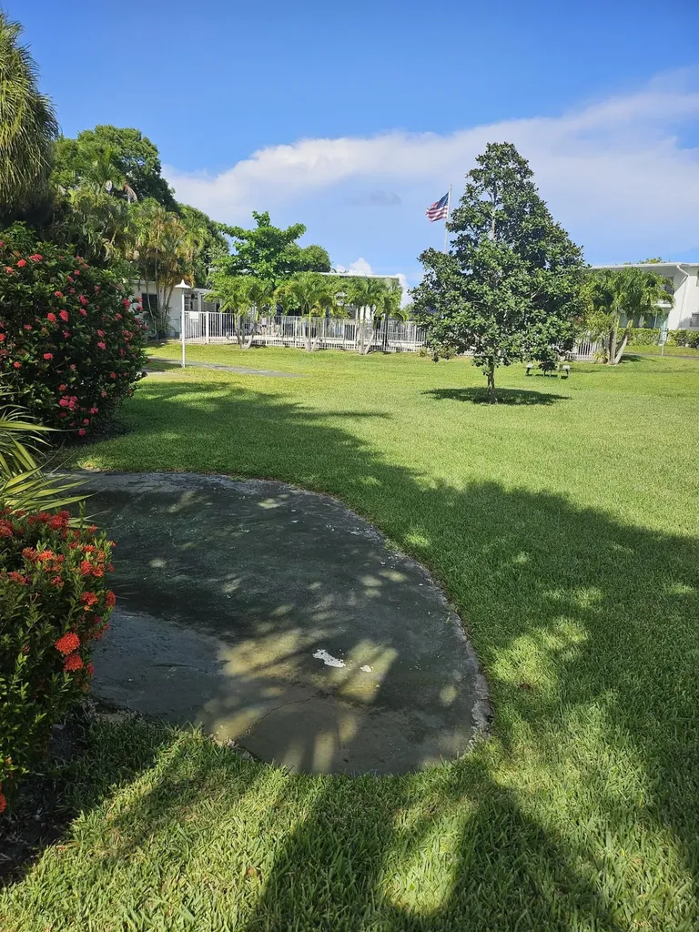 1045 SE 15th Street Fort Lauderdale FL 33316