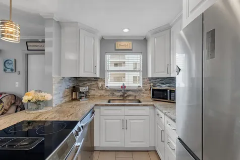 2850 NE 14th Street Causeway Pompano Beach FL 33062