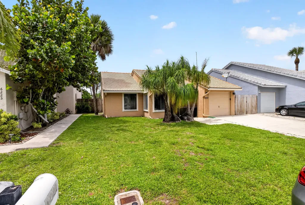 6221 Country Fair Circle Boynton Beach FL 33437