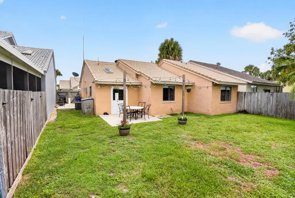 6221 Country Fair Circle Boynton Beach FL 33437
