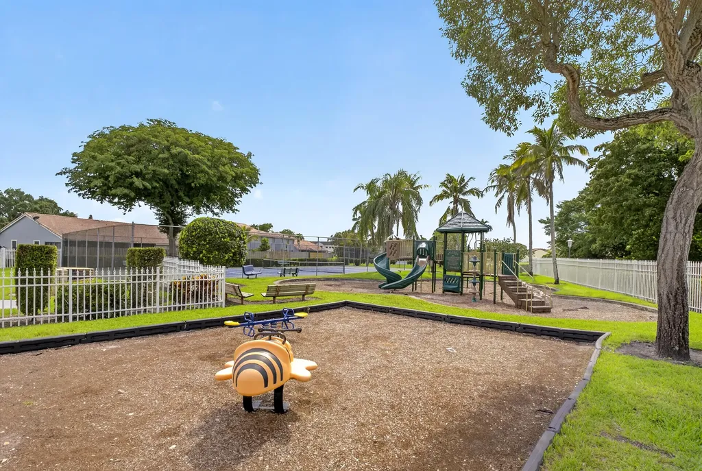 6221 Country Fair Circle Boynton Beach FL 33437