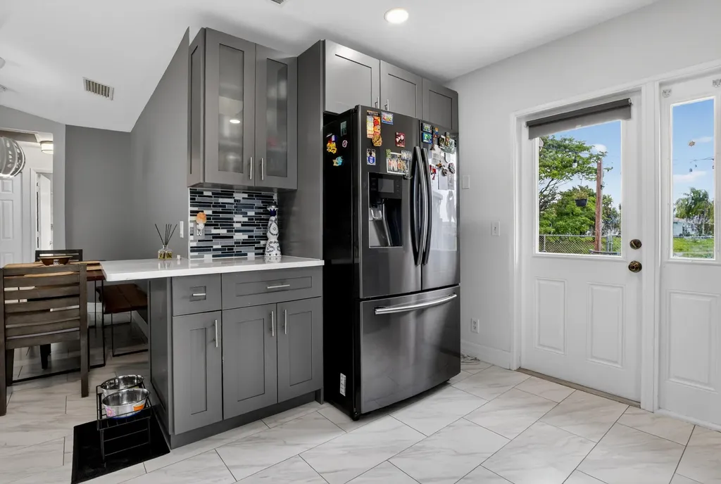 6221 Country Fair Circle Boynton Beach FL 33437