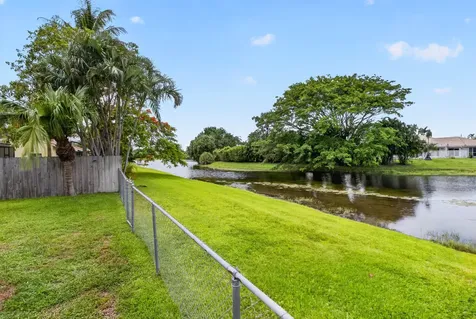 6221 Country Fair Circle Boynton Beach FL 33437