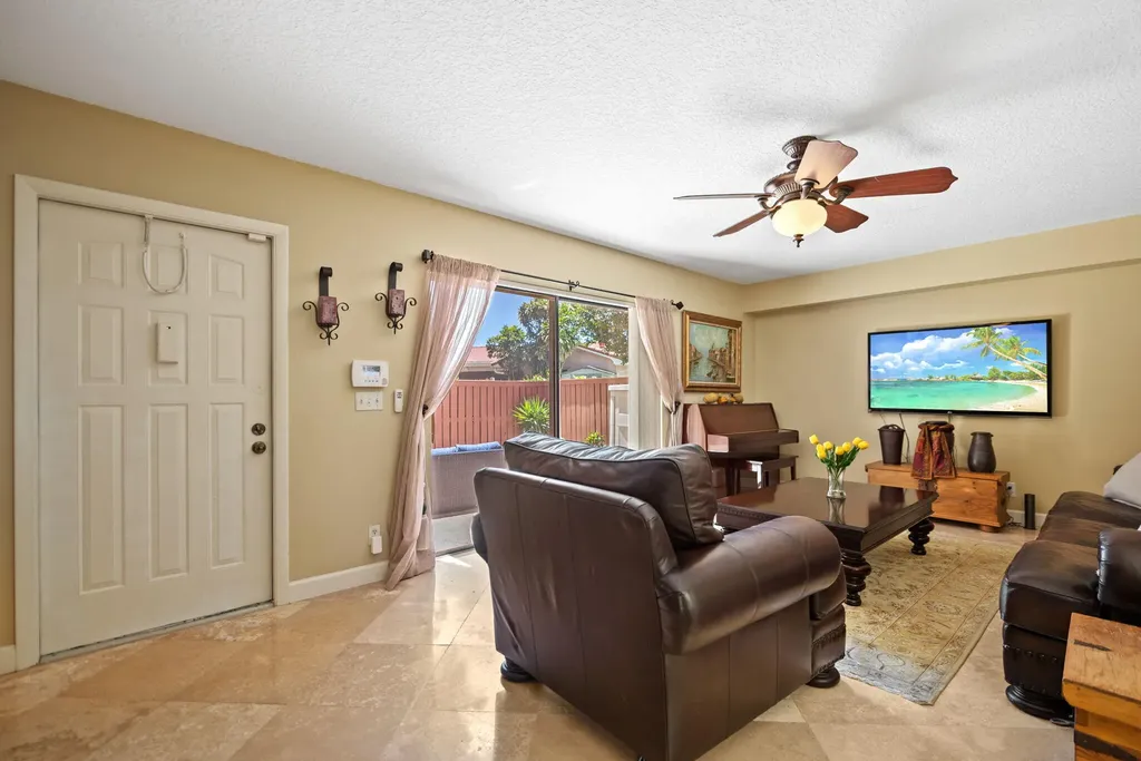 2874 Waterford Drive S Deerfield Beach FL 33442