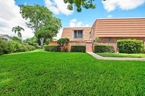 2874 Waterford Drive S Deerfield Beach FL 33442