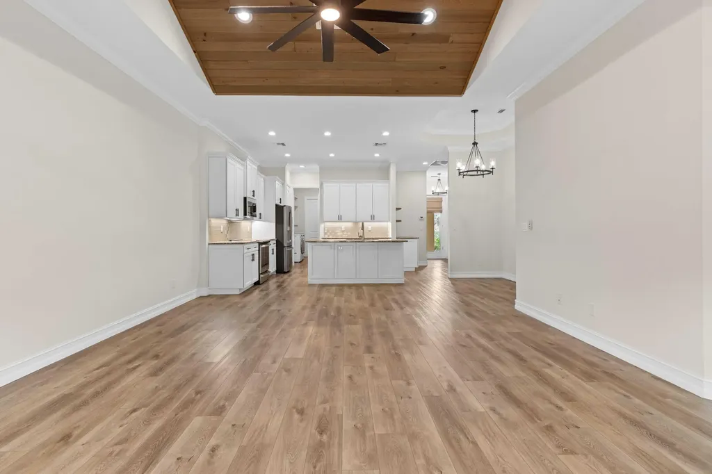 2025 Bridgepointe Circle Vero Beach FL 32967