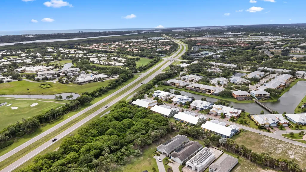 2025 Bridgepointe Circle Vero Beach FL 32967