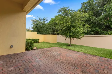 2025 Bridgepointe Circle Vero Beach FL 32967
