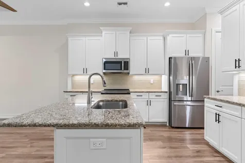 2025 Bridgepointe Circle Vero Beach FL 32967