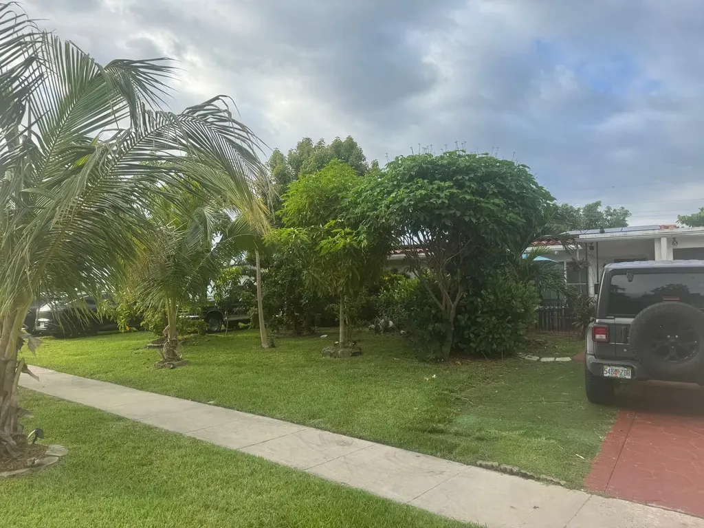 6218 NW 17th Street Margate FL 33063