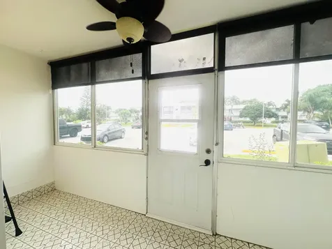 86 Markham E Deerfield Beach FL 33442