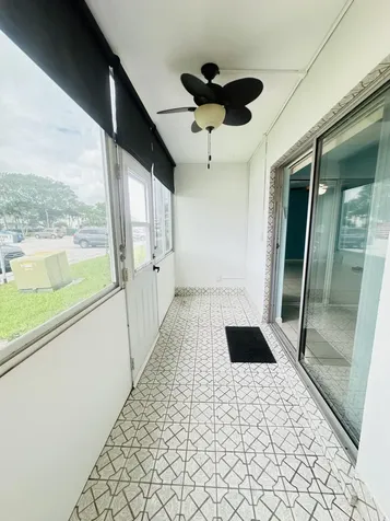 86 Markham E Deerfield Beach FL 33442