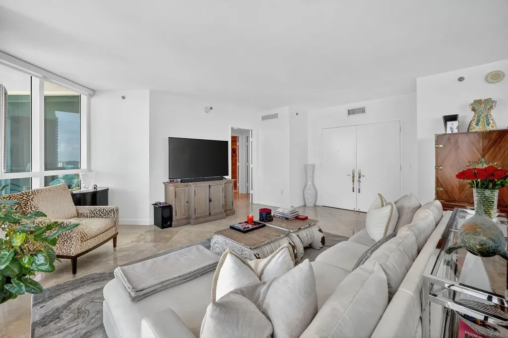 101 S Fort Lauderdale Beach Boulevard Fort Lauderdale FL 33316