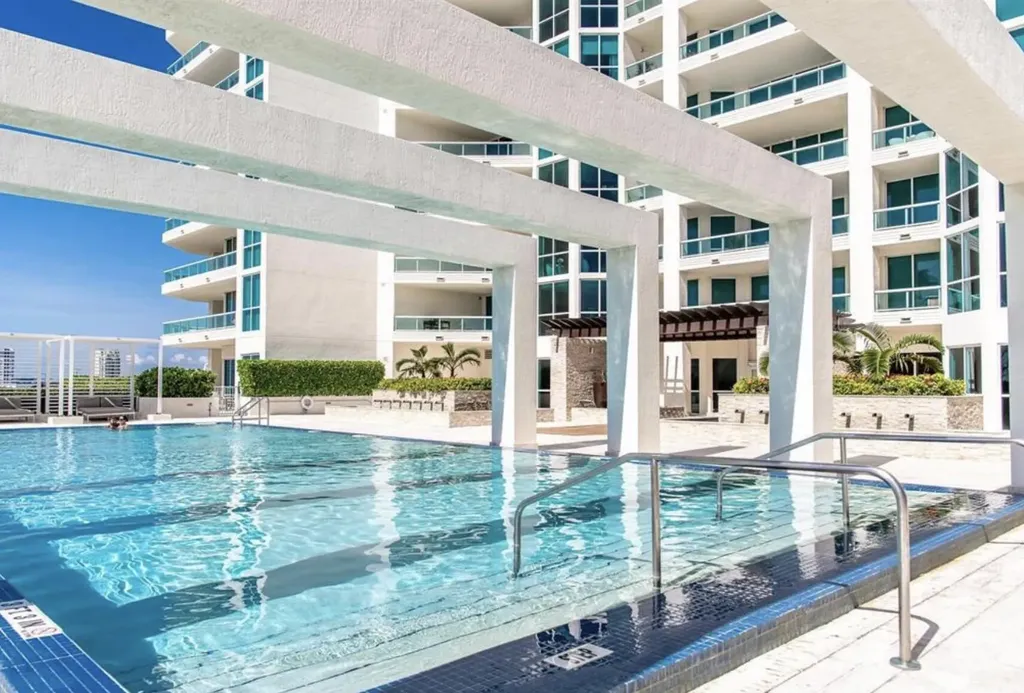 101 S Fort Lauderdale Beach Boulevard Fort Lauderdale FL 33316