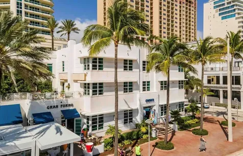 101 S Fort Lauderdale Beach Boulevard Fort Lauderdale FL 33316