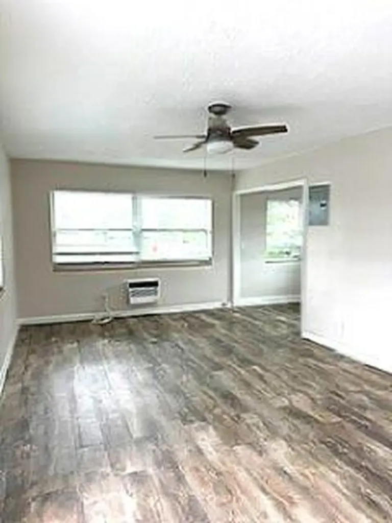 112 Lake Avenue Lake Worth Beach FL 33460