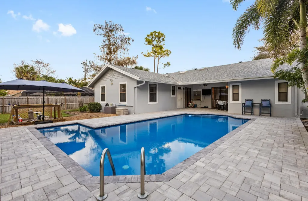 911 Citrus Place Wellington FL 33414