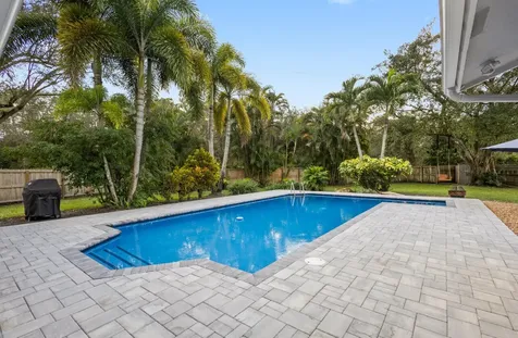 911 Citrus Place Wellington FL 33414