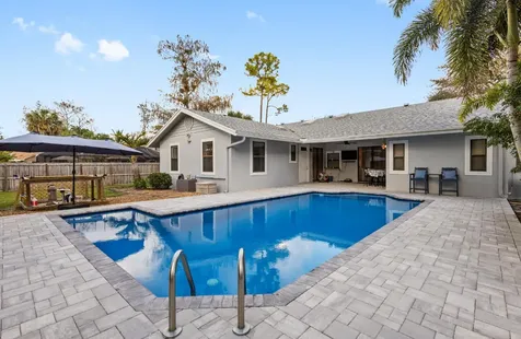 911 Citrus Place Wellington FL 33414