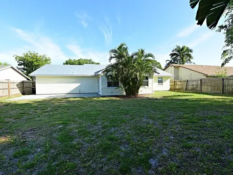 598 NE Maranta Terrado Jensen Beach FL 34957
