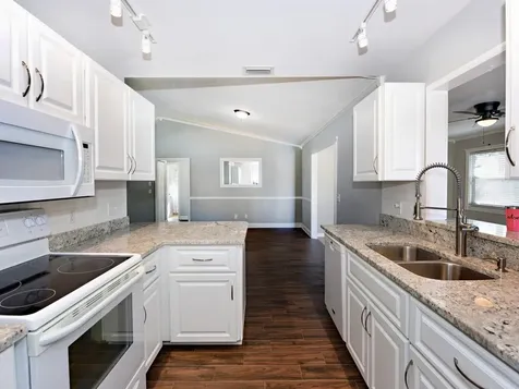 598 NE Maranta Terrado Jensen Beach FL 34957