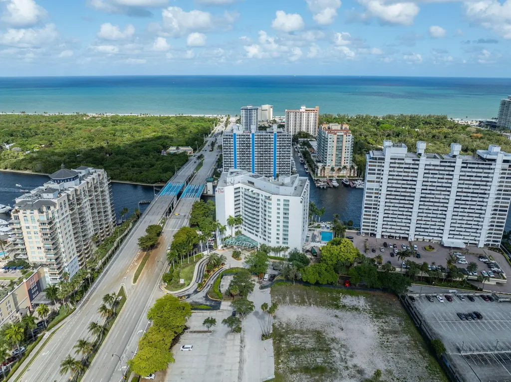 2670 E Sunrise Boulevard Fort Lauderdale FL 33304