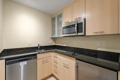 2670 E Sunrise Boulevard Fort Lauderdale FL 33304