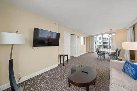 2670 E Sunrise Boulevard Fort Lauderdale FL 33304