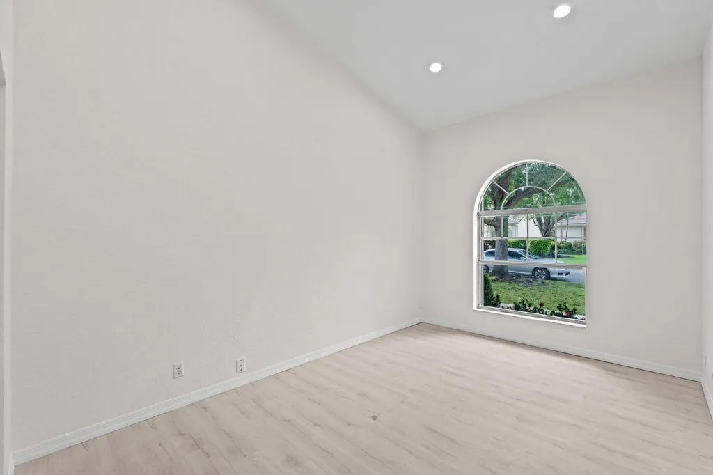 5954 NW 74th Street Parkland FL 33067