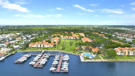 127 Yacht Club Way Hypoluxo FL 33462