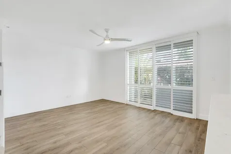 127 Yacht Club Way Hypoluxo FL 33462