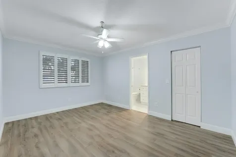 127 Yacht Club Way Hypoluxo FL 33462