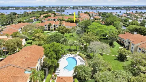 127 Yacht Club Way Hypoluxo FL 33462