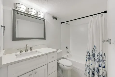 127 Yacht Club Way Hypoluxo FL 33462
