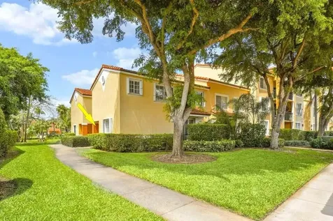 127 Yacht Club Way Hypoluxo FL 33462