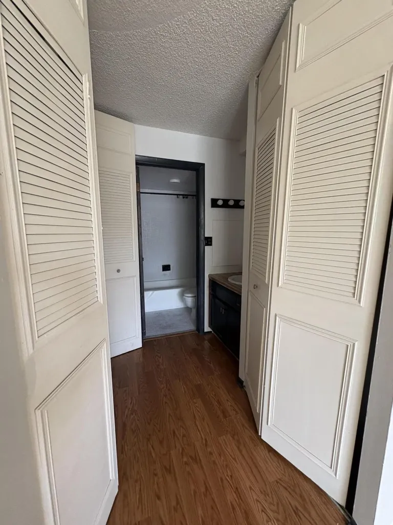 3660 Inverrary Drive Lauderhill FL 33319