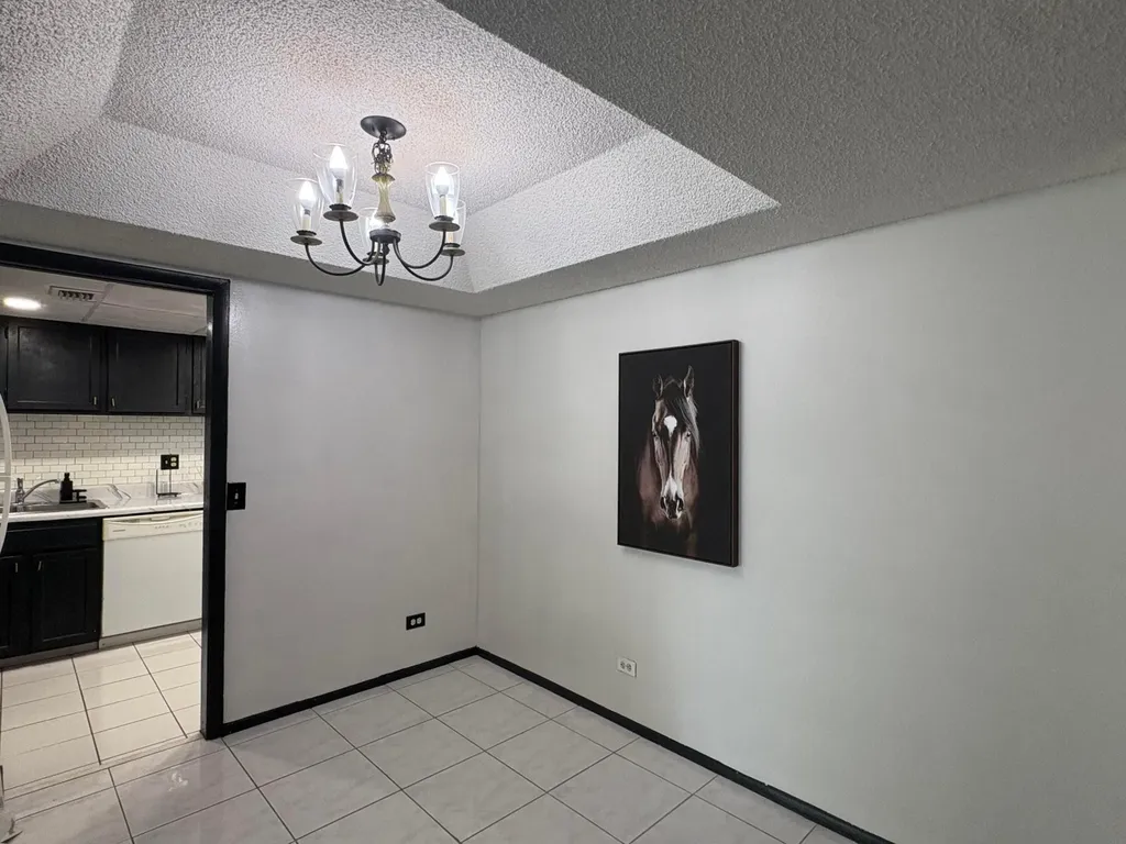 3660 Inverrary Drive Lauderhill FL 33319