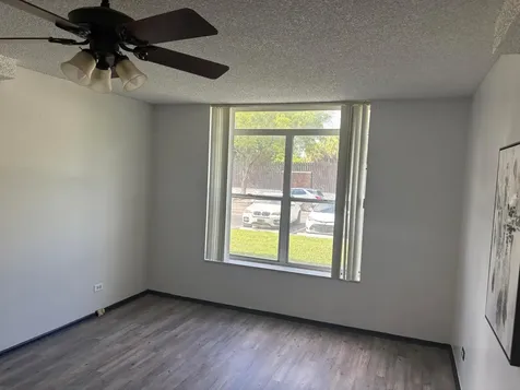 3660 Inverrary Drive Lauderhill FL 33319