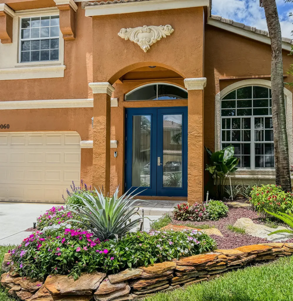 2060 Reston Circle Royal Palm Beach FL 33411