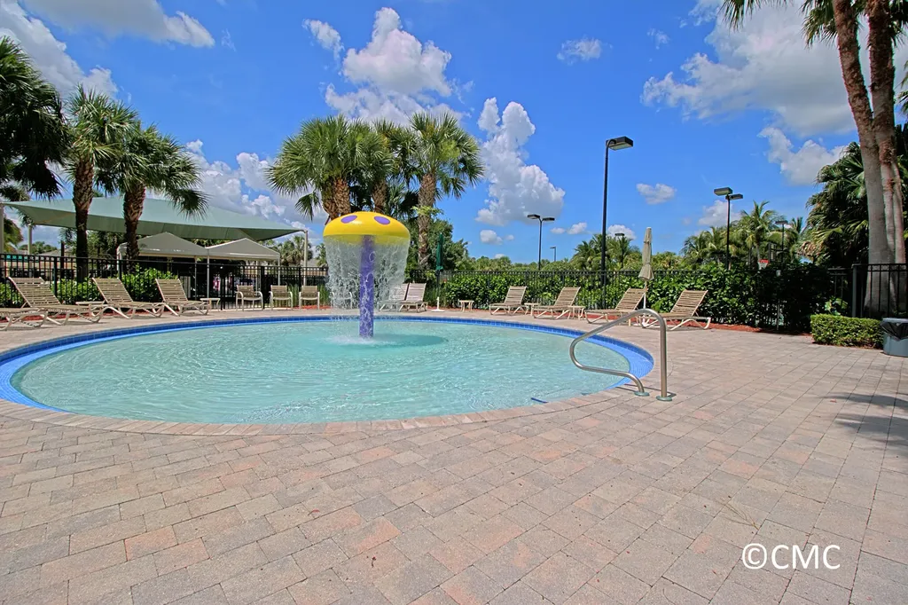 2060 Reston Circle Royal Palm Beach FL 33411