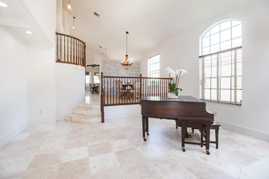 2060 Reston Circle Royal Palm Beach FL 33411