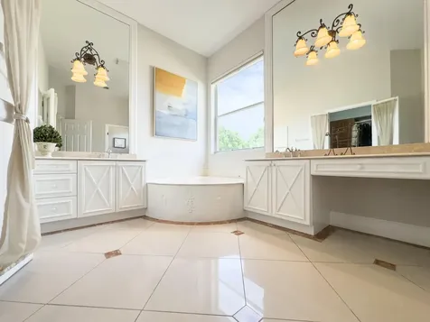2060 Reston Circle Royal Palm Beach FL 33411