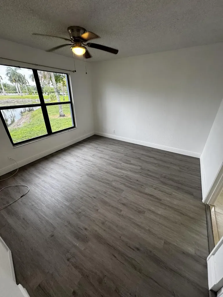 1525 Lake Crystal Drive West Palm Beach FL 33411