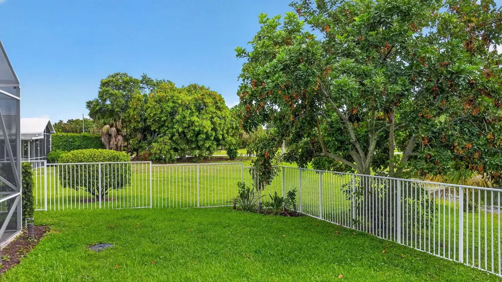 7070 Charleston Point Drive Lake Worth FL 33467